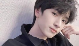 娱乐吃瓜君贺峻霖严浩翔,揭秘娱乐圈幕后故事